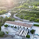 Tale Restaurant &