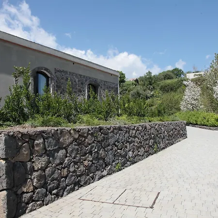 Resort Tale Restaurant & 3*