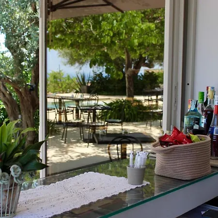 Tale Restaurant & Resort 3*