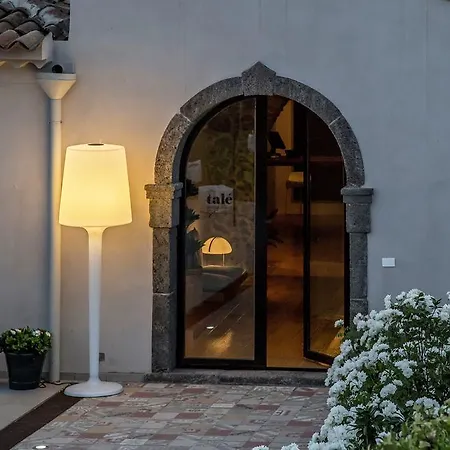 Resort Tale Restaurant &