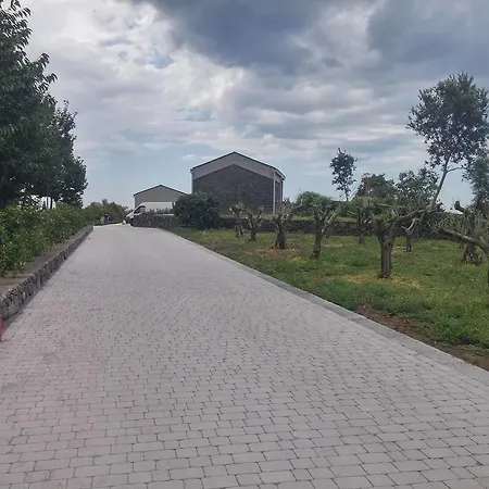 Tale Restaurant & Piedimonte Etneo