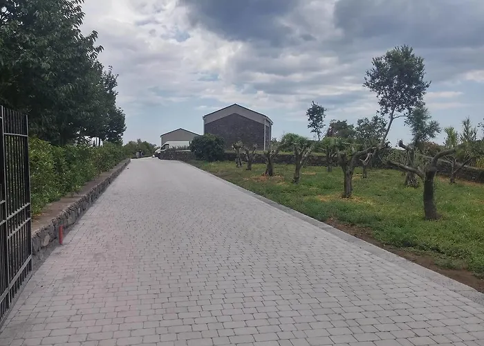 Tale Restaurant & Piedimonte Etneo