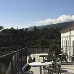 Tale Restaurant & 3*