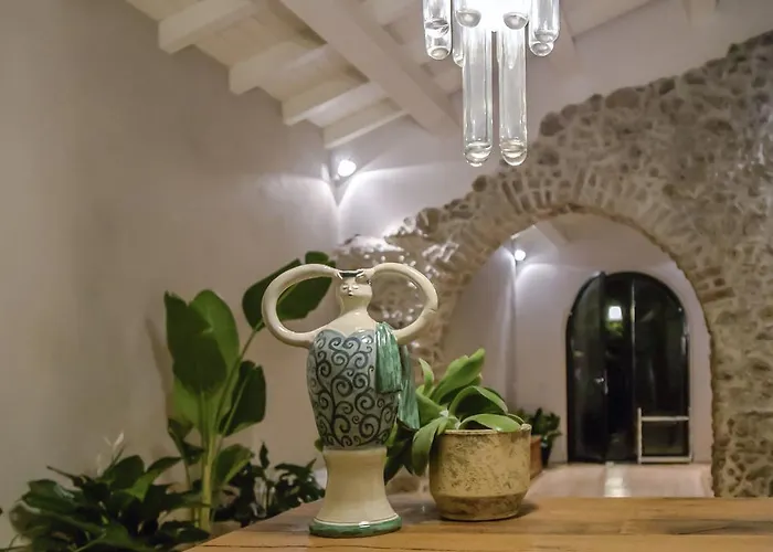 Tale Restaurant & Piedimonte Etneo
